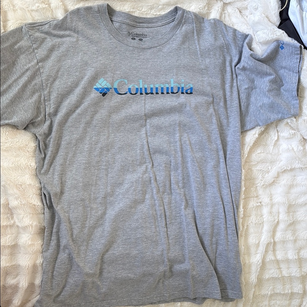 Columbia Gray Short Sleeve Tee